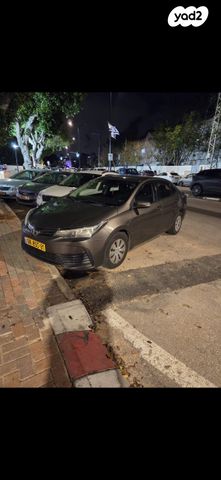 מודעת רכב טויוטה קורולה