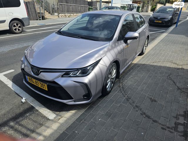 מודעת רכב טויוטה קורולה