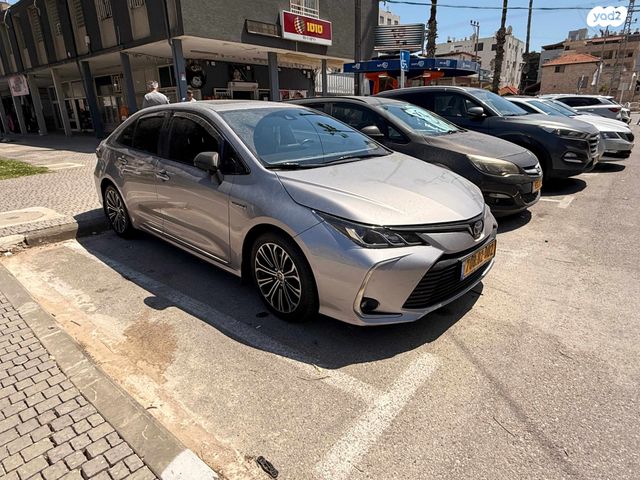 מודעת רכב טויוטה קורולה