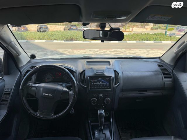 מודעת רכב איסוזו די-מקס