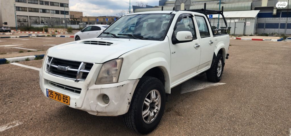 מודעת רכב איסוזו די-מקס