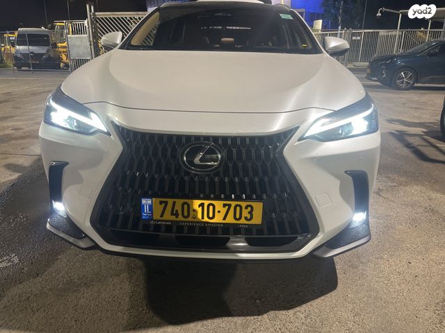 מודעת רכב לקסוס NX