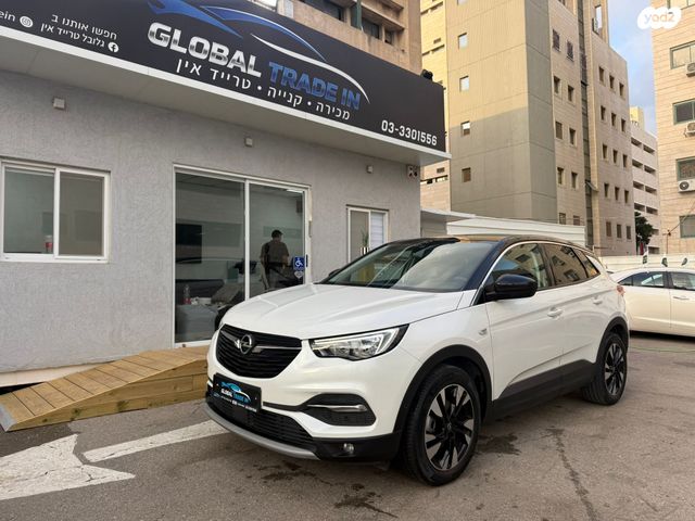 מודעת רכב אופל גרנדלנד