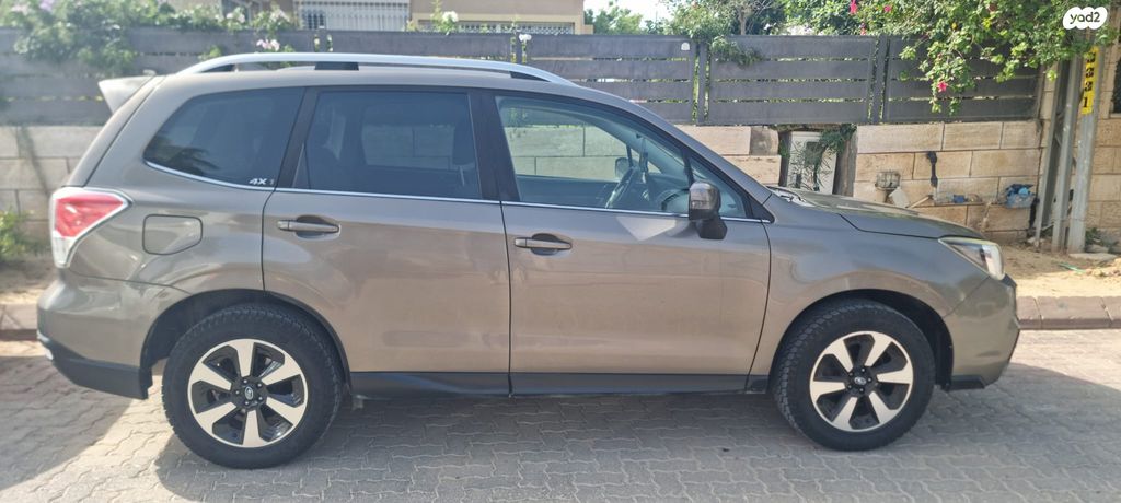 מודעת רכב סובארו פורסטר