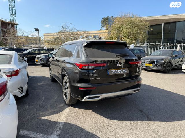 מודעת רכב מיצובישי אאוטלנדר 1