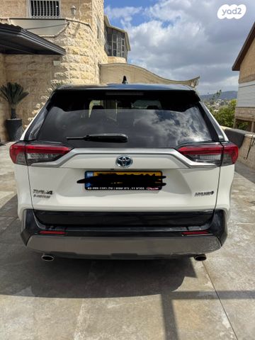 מודעת רכב טויוטה RAV4