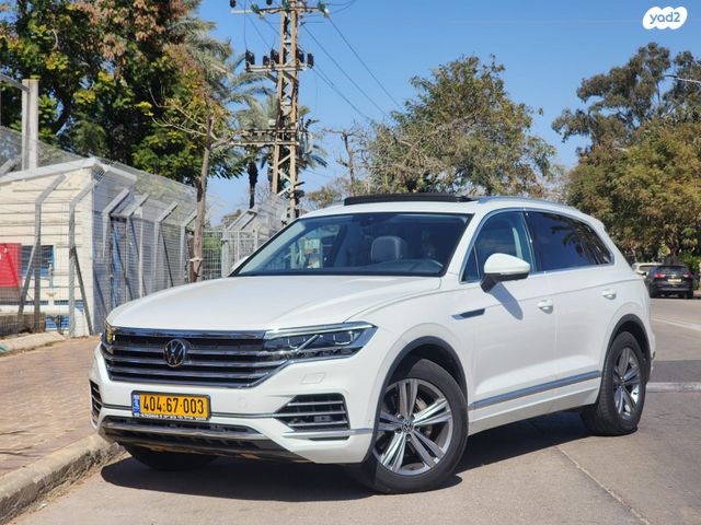 מודעת רכב פולקסווגן טוארג