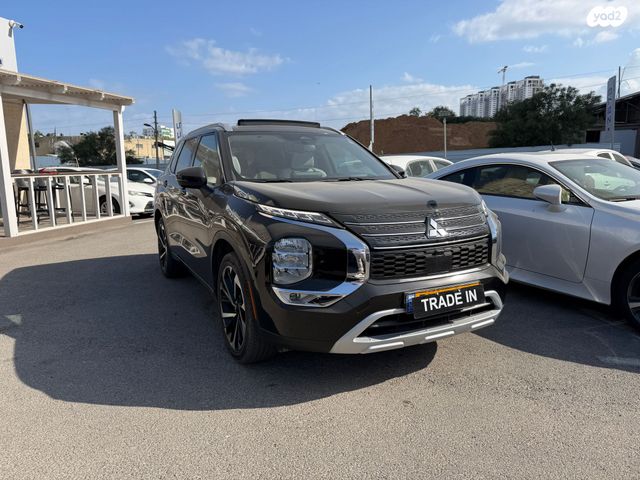 מודעת רכב מיצובישי אאוטלנדר 2