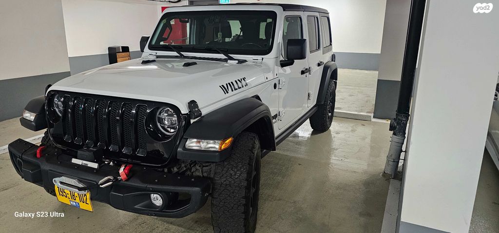 מודעת רכב ג'יפ רנגלר