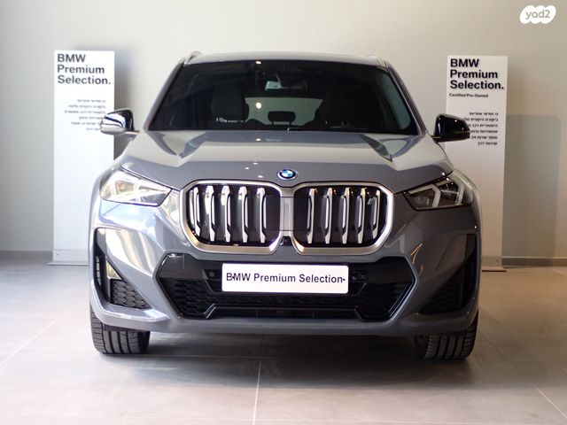 מודעת רכב ב מ וו IX1