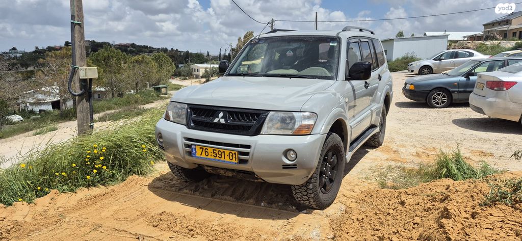 מודעת רכב מיצובישי פג'רו