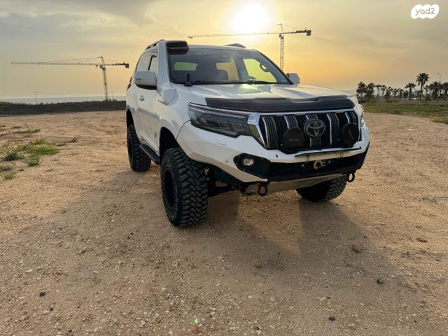 מודעת רכב טויוטה לנד קרוזר