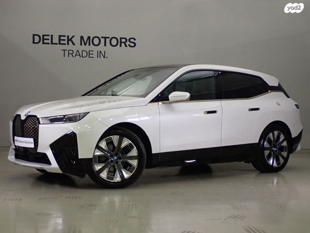 מודעת רכב ב מ וו iX