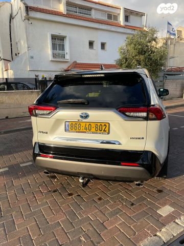מודעת רכב טויוטה RAV4