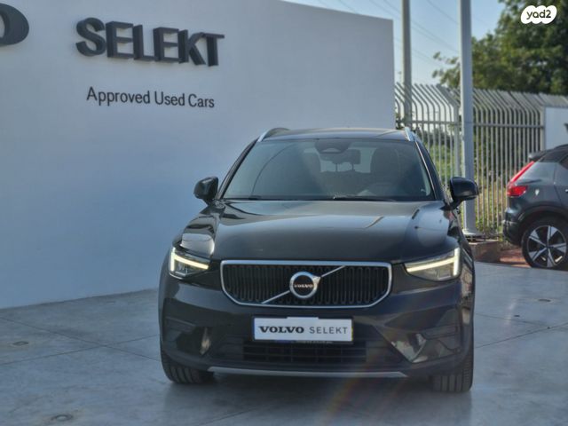 מודעת רכב וולוו XC40 1