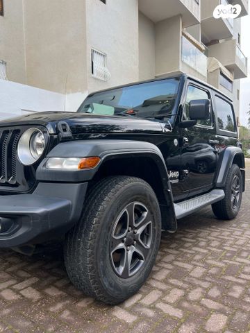 מודעת רכב ג'יפ רנגלר