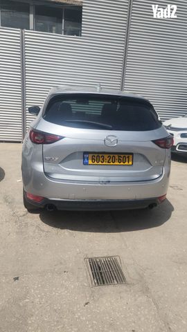 מודעת רכב מאזדה CX-5