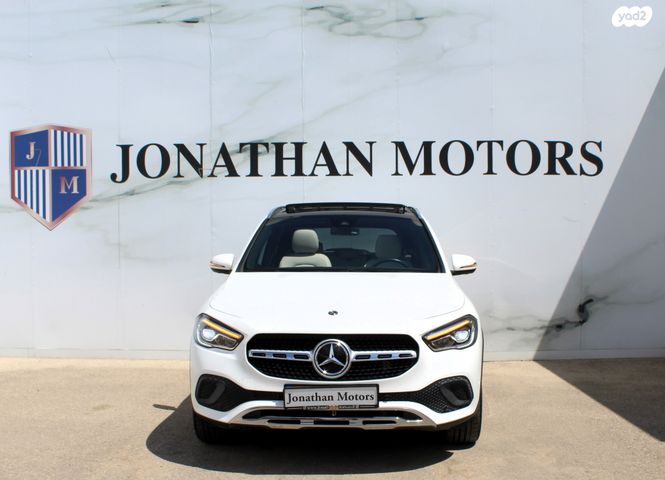 מודעת רכב מרצדס-בנץ GLA