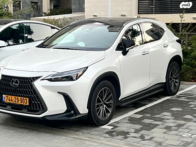 מודעת רכב לקסוס NX