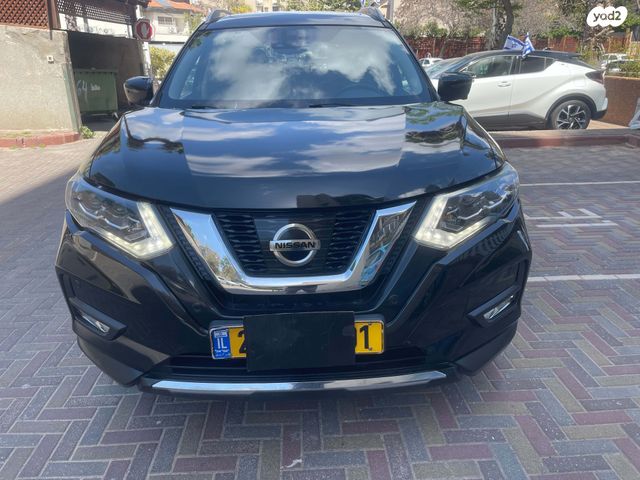 מודעת רכב ניסאן אקס טרייל 1