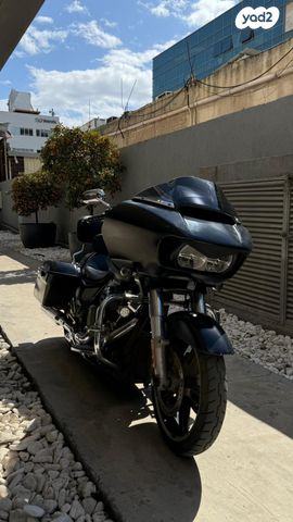 מודעת רכב הרלי דיווידסון סטריט גלייד