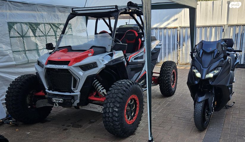 מודעת רכב פולריס