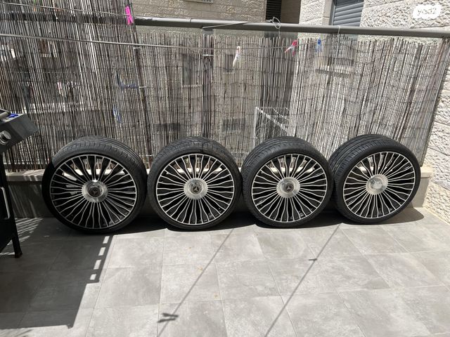 feedItemObj.data.row_1