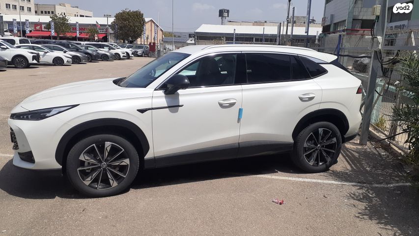 מודעת רכב אם ג'י HS