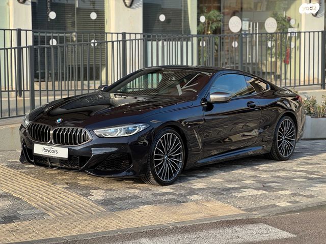 מודעת רכב ב מ וו סדרה 8