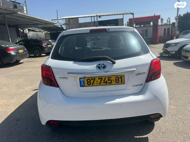 מודעת רכב טויוטה יאריס