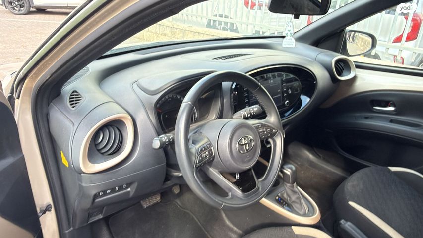 מודעת רכב טויוטה אייגו X 1