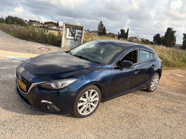 מודעת רכב מאזדה 3
