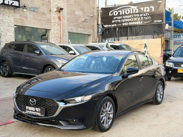 מודעת רכב מאזדה 3