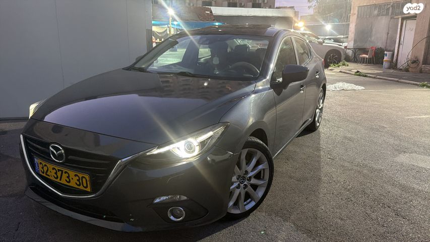 מודעת רכב מאזדה 3