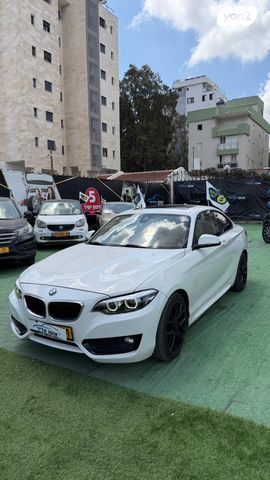 מודעת רכב ב מ וו סדרה 2