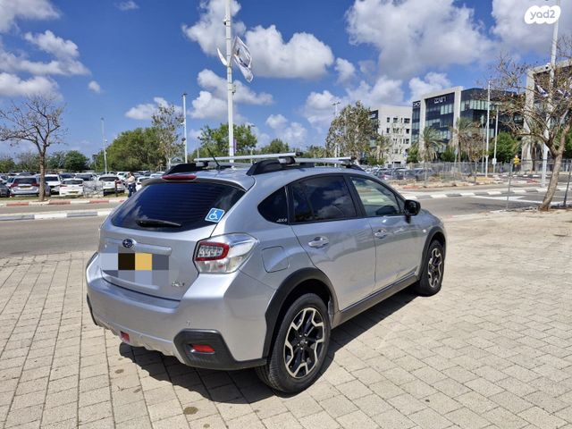 מודעת רכב סובארו XV 2