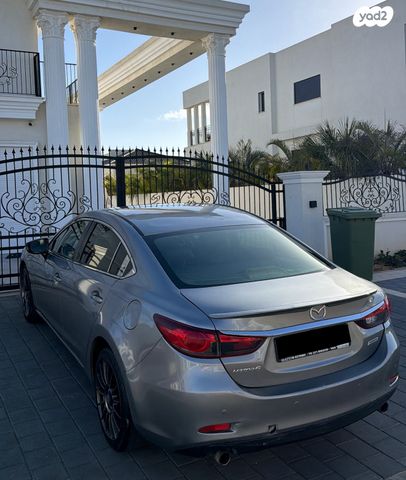 מודעת רכב מאזדה 6