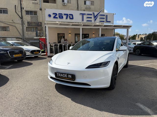 מודעת רכב טסלה מודל 3