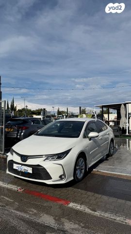 מודעת רכב טויוטה קורולה