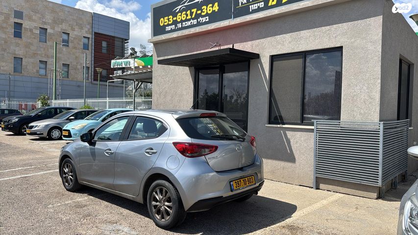 מודעת רכב מאזדה 2 1