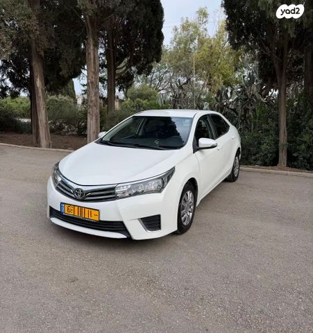מודעת רכב טויוטה קורולה 1