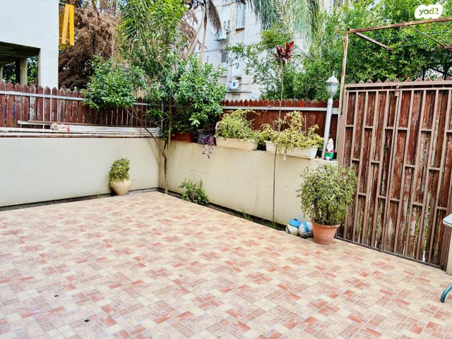 יצחק בן צבי 28