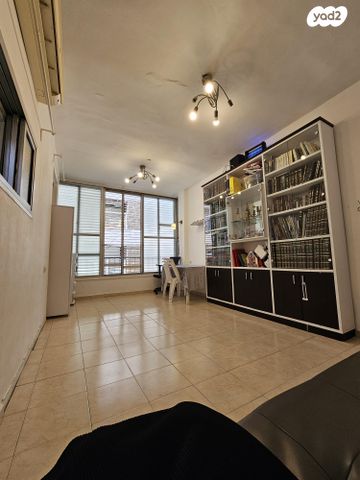 פנחס אפשטיין 6