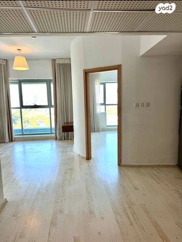 ז'בוטינסקי 50