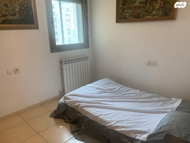 אברהם פררה 10