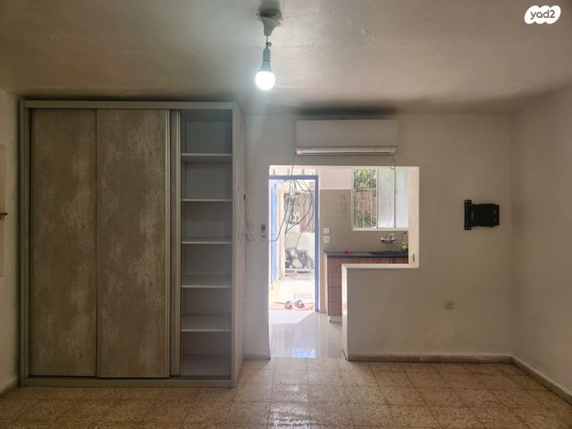 הרב יצחק בראשי 23