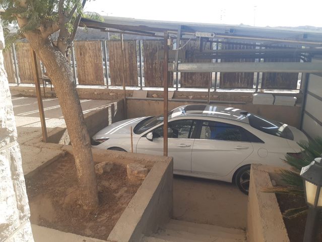 אברהם אבן שושן 111