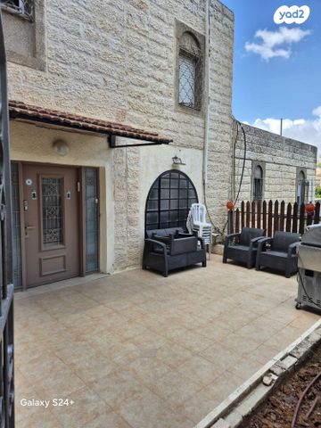 עליית הנוער 27