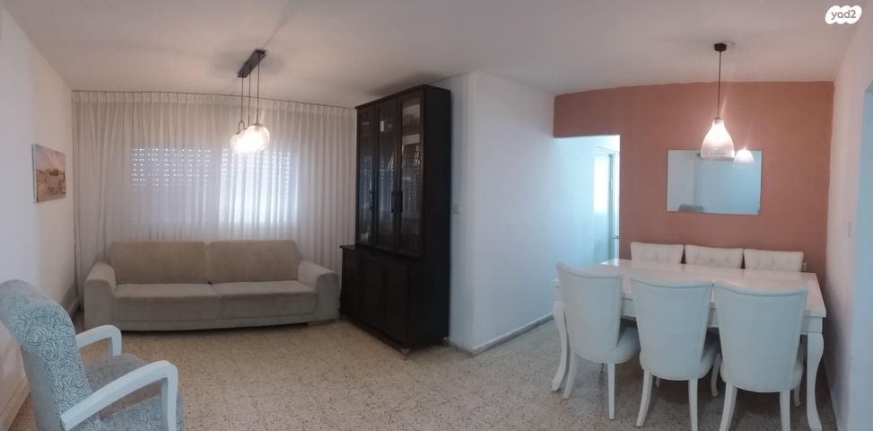 שדרות ירושלים 67