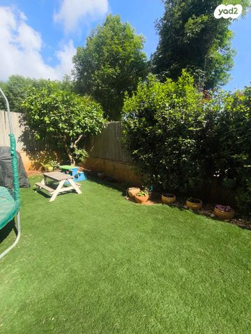 שדרות אלכסנדר 8